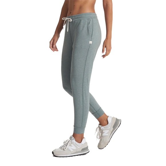 BNWT Vuori Halo Performance Jogger Small- Long - Picture 3 of 4